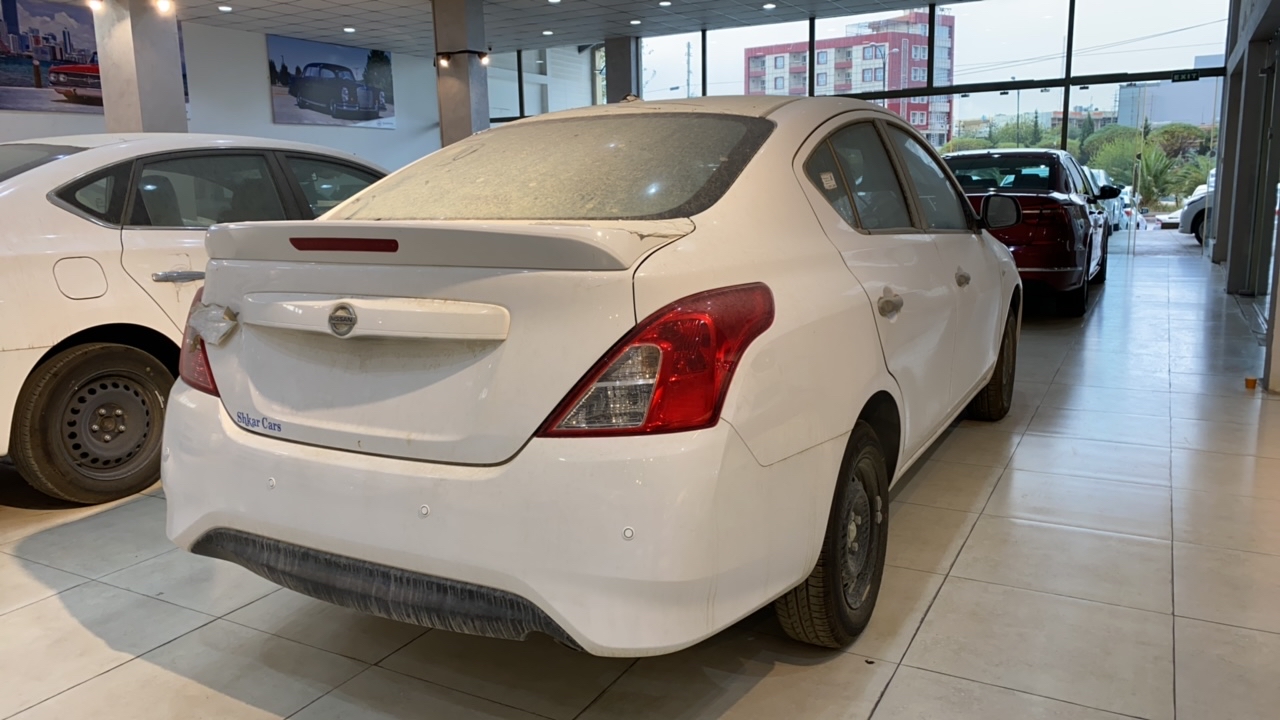 Nissan Sunny